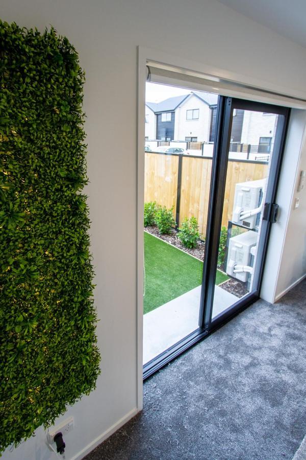 2 Bed Central Addington W/Park Christchurch Exterior foto